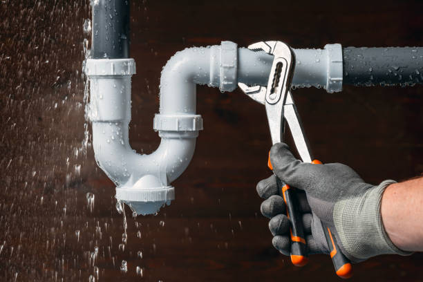 Professional Drain Cleaning technician working in Raleigh, MS